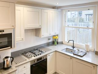3 Catherine Cottages - 3