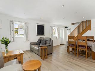 Cwtch Forge Cottage - Laugharne - 4