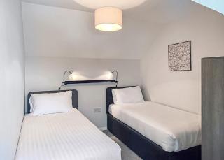 Yare View Holiday Cottages - Brundall - 2