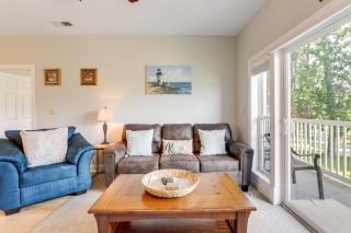 about 6 Mi to Ocean with Pool and Golf Myrtle Beach Condo - Myrtle Beach - 7