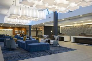 DoubleTree by Hilton West Edmonton - Edmonton - 8