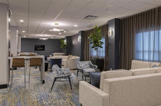 DoubleTree by Hilton West Edmonton - Edmonton - 5