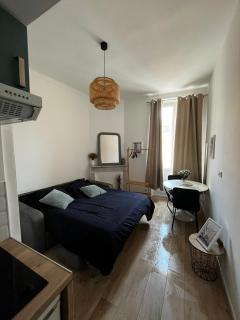 Joli Studio sur le Port - Cannes - 8