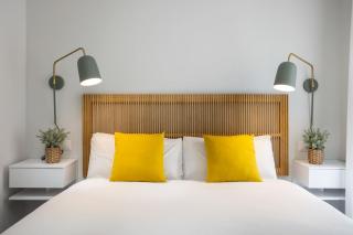 AltaHomes Málaga Design, Light and Comfort - 1