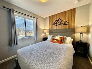 Exclusive Retreats 6 Bed 6 Bath with Private Pool - Moab - 2