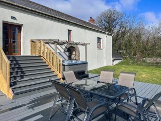 Green Castle - Carmarthen - 9