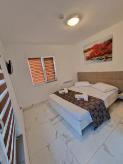 Casa Gimi - Baile Unu Mai - 8