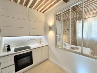 Luxe et Charme sur les Remparts du Vieil Antibes - Antibes - 2