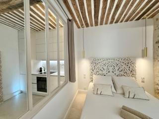 Luxe et Charme sur les Remparts du Vieil Antibes - Antibes - 1