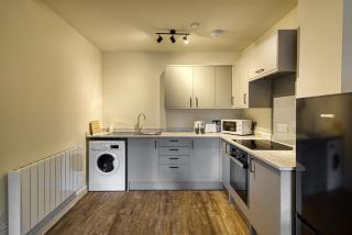 Renaissance 3 - 1 Bedroom Apartment in Southport - Southport - 4