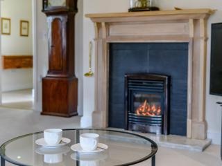 Coach House Cottage - Wotton-under-Edge - 6