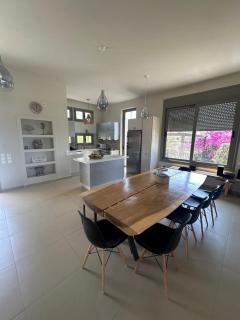 Seaside Villa with Private Football Pitch - Nea Stira - 7