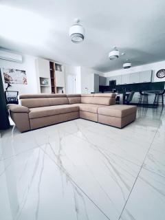Luxury Two Bedroom apartments with sofa bed Sliema, Tigne Point! - Sliema - 6