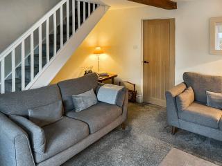 Rowan Cottage - - 8