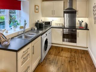 Rowan Cottage - - 6