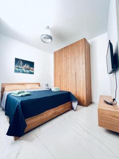 Luxury Two Bedroom apartments with sofa bed Sliema, Tigne Point! - Sliema - 1