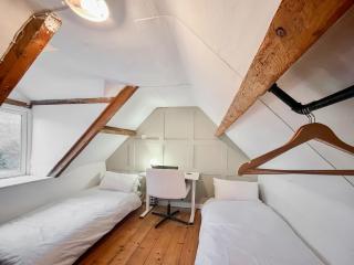 Holly Tree Cottage - 8