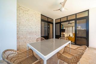 Privacy, Location, Freedom - Sosúa - 2