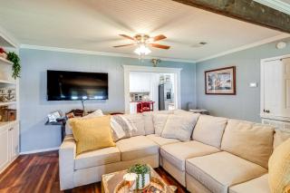 Lakefront Jonesville Cabin with Dock and Fire Pit! - - 6