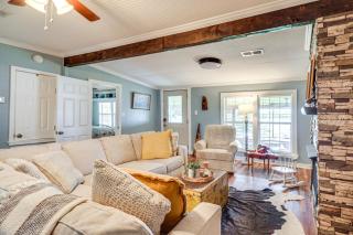 Lakefront Jonesville Cabin with Dock and Fire Pit! - - 4