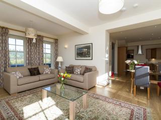 Two The Stables - Dalrymple - 8