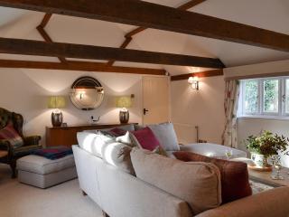 Maplehurst Barn Stables - Staplehurst - 8
