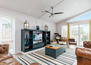 Cheddar Woods Resort And Spa - 1