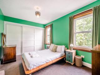 Springvale - - 8