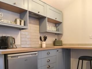 Dusty House - Ashbourne - 5