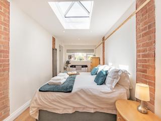Cyrabel - Boultham - 2