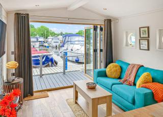 York Marina - - 2