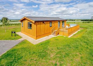 Knights Lodges - Newton Solney - 1