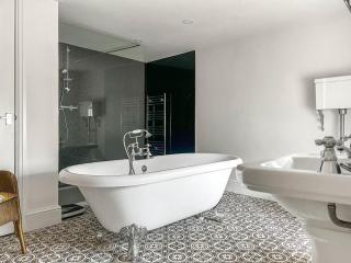 Kent House - Carmarthen - 4