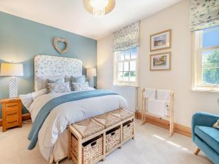 Farrington House - Lowthorpe - 2