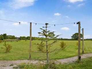 Laurel Pod - Uk47203 - Westhead - 1