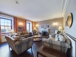 Voe House - - 8