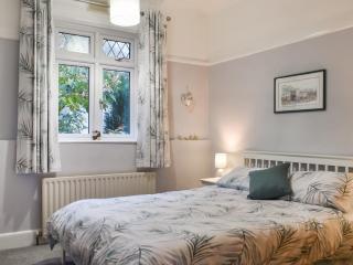 Flat 2, Langtry Apartment - Bournemouth - 3