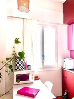 Colorful Apartment Close to the Acropolis - Athen - 5