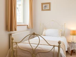 Trondra House - Ferryside - 3