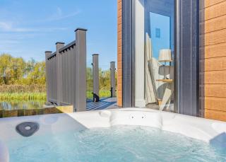Waterside Hambleton Lakeside Lodges - Poulton-le-Fylde - 7