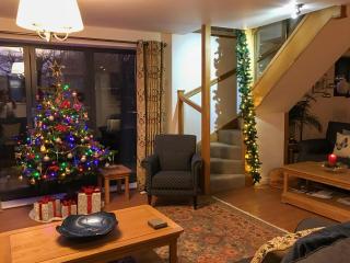 The Coach House - Ukc2772 - Sandwich - 3