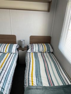 J4 Lossiemouth Bay Caravan Park - Lossiemouth - 4