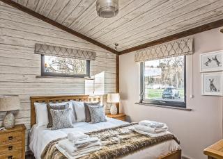 The Sherwood Hideaway Lodges - - 3