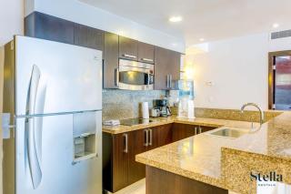 Top Beachfront Complex Private Patio with Pool - 7