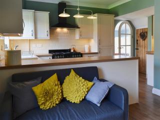 Apple Tree House - Scarborough - 7