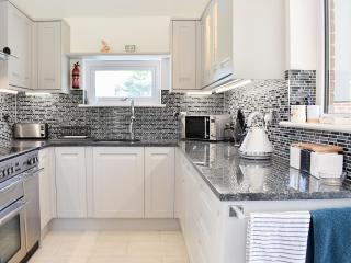 Trees Annexe - Gurnard - 1
