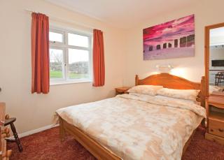Anglesey Bungalows - Trearddur - 2