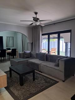 Adam's Inn place - Hartbeespoort - 5