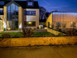 Glebe House - Finghall - 8