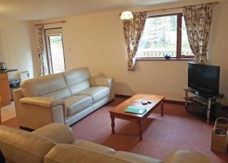 Avalon Cottages - 1